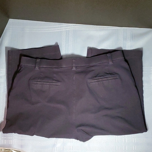 Northern Reflections Essential Dark Blue/Navy Bermuda Shorts - Size 12 - Picture 4 of 13